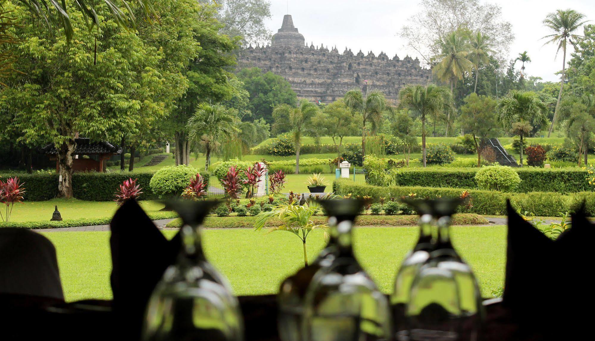 Manohara Resort Magelang Exterior photo