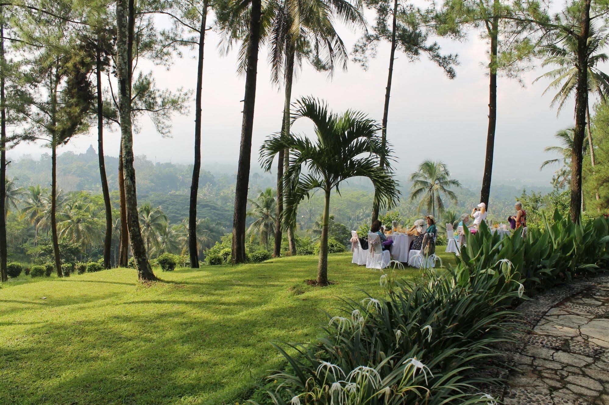 Manohara Resort Magelang Exterior photo